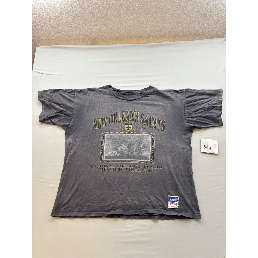 Vintage Nutmeg Mills New Orleans Saints NFL T-Shirt Faded Black Mens XL USA Made